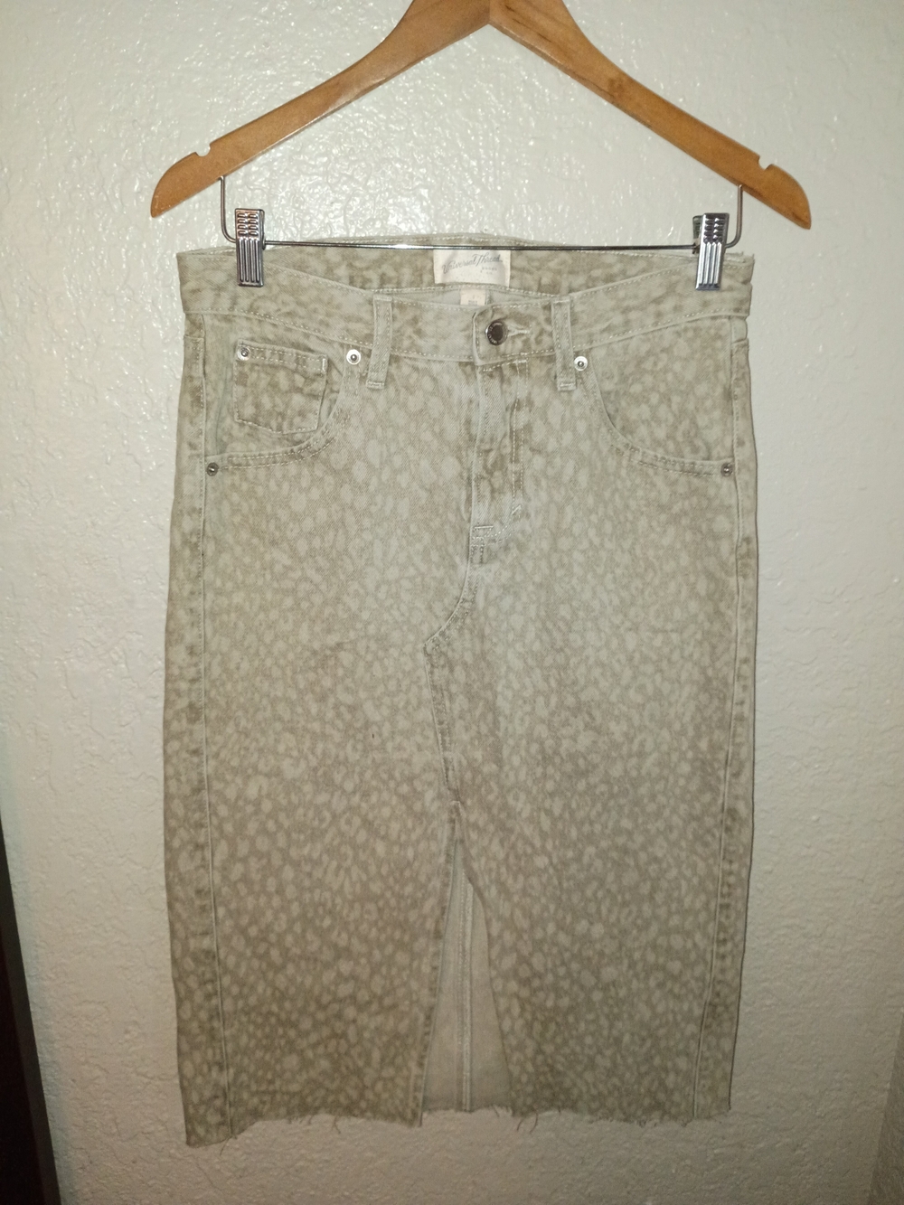 Women’s Beige Animal-Print Denim Skirt